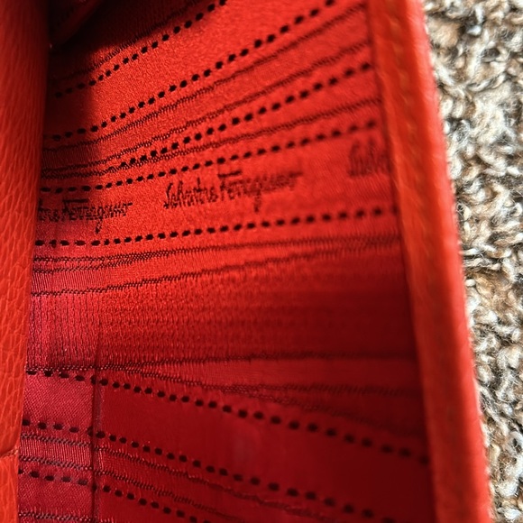 Gorgeous Red Salvatore Ferragamo Wallet - Picture 8 of 11